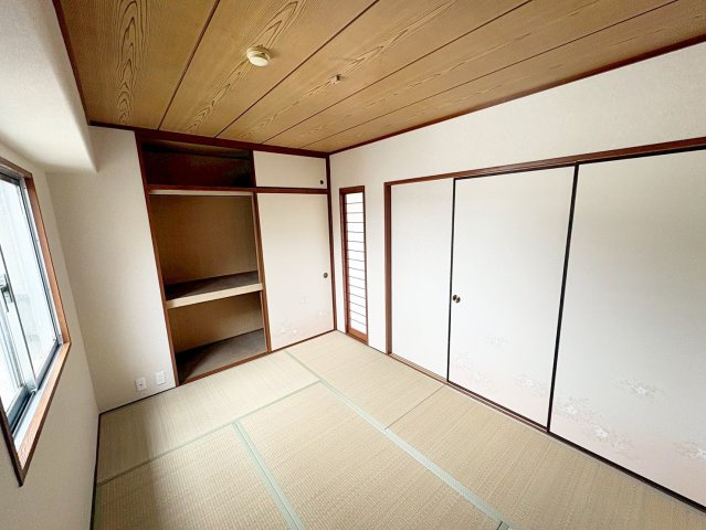 ルネ伏見東