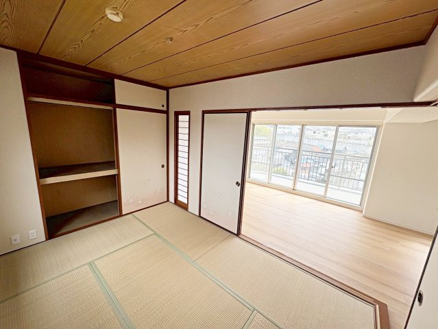ルネ伏見東