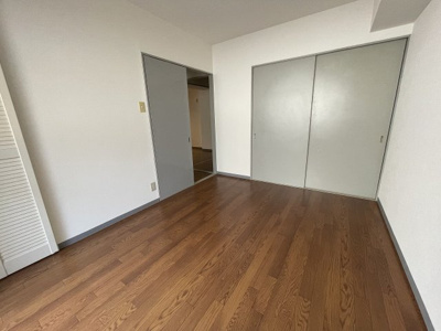 【寝室】 | シャトークレインヒル