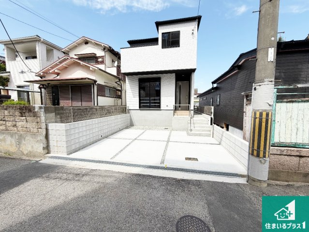18日(土)19日(日)20(祝)現地見学可能！池田市空港　限定1邸の外観|お客様に長く安心して住んでいだだける事にこだわった家づくり！住んでからのアフターサービスにもしっかりと取り組んでいます！