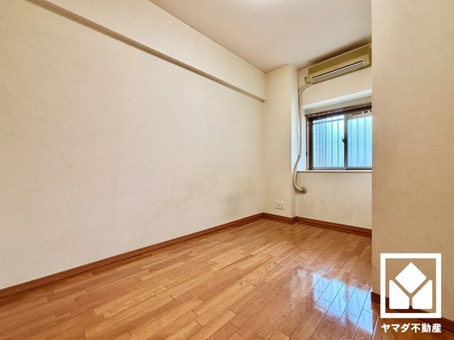 クレステージ桃山の洋室