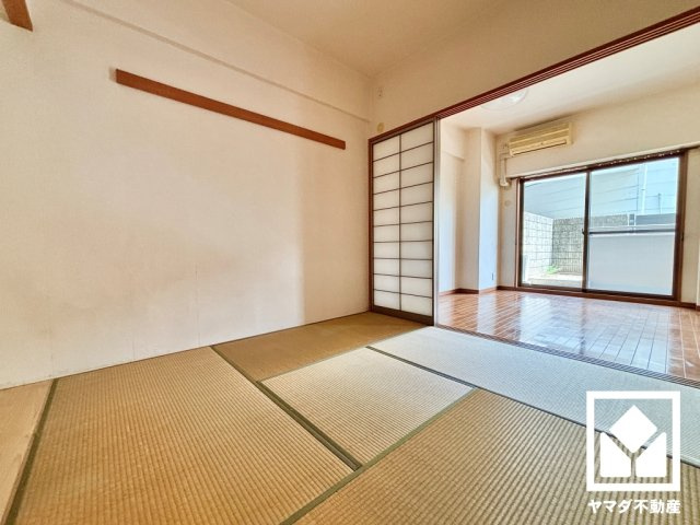 クレステージ桃山の和室