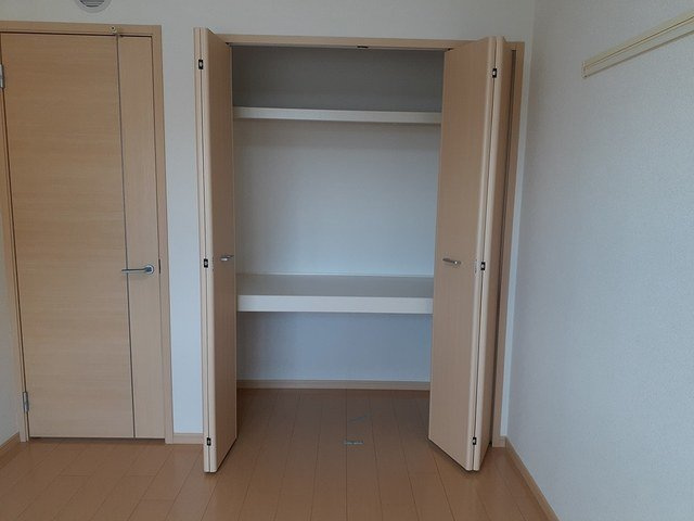 ブラン・リヴィエ－ル　Ⅱの収納