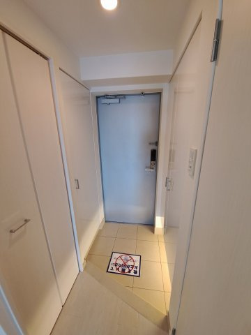 西宮ルモンド甲子園の玄関