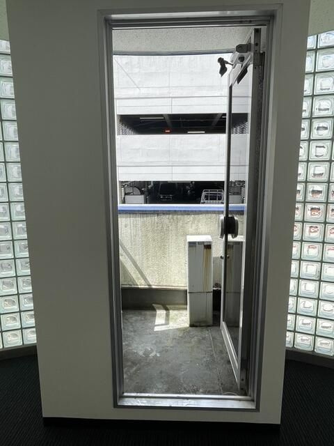 ＡＭＤビルの内装