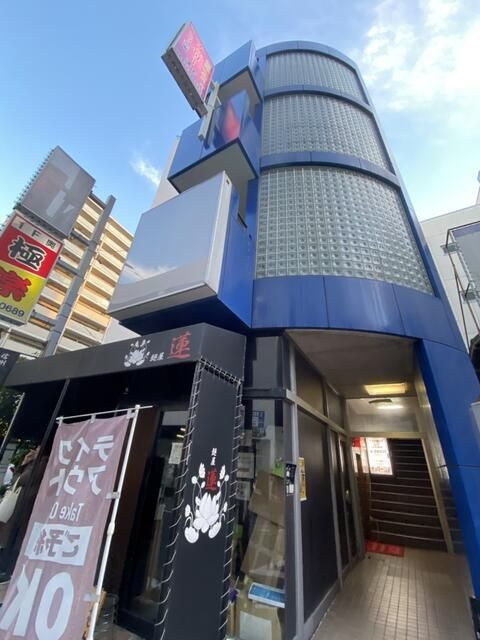 ＡＭＤビルの外観