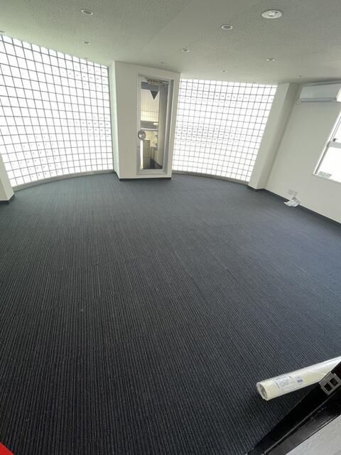 ＡＭＤビルの内装