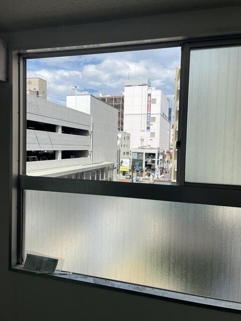 ＡＭＤビルの内装