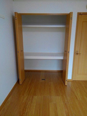 ウィング．バレー１３番館の収納