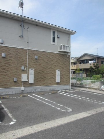 【駐車場】