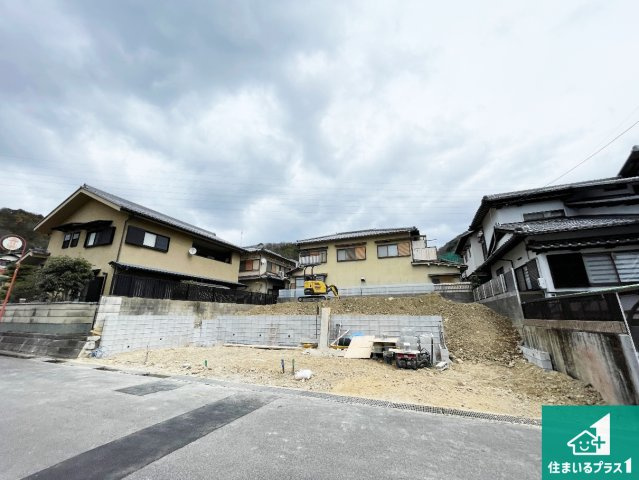 大津市稲葉台　第3期　新築一戸建ての外観|周辺は落ち着いた街並みの住宅地！子育てがしやすい住環境です！まだ未完成ですが、現地でしかわからない事もございます。是非一度ご覧ください。