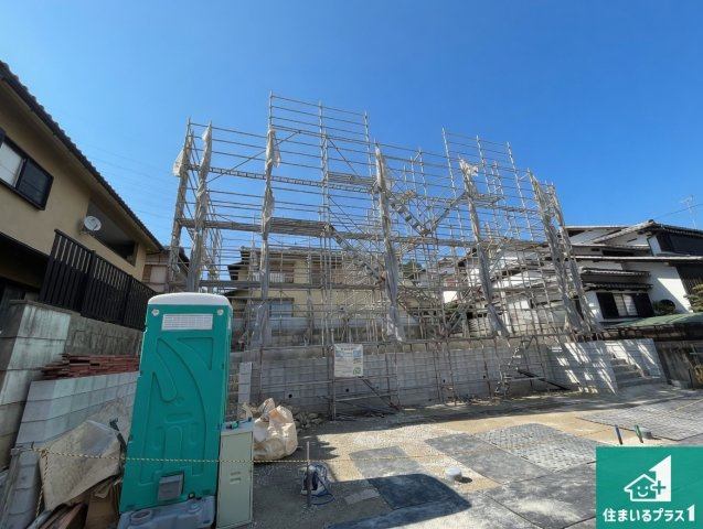 大津市稲葉台　第3期　新築一戸建ての外観|周辺は落ち着いた街並みの住宅地！子育てがしやすい住環境です！まだ未完成ですが、現地でしかわからない事もございます。是非一度ご覧ください。