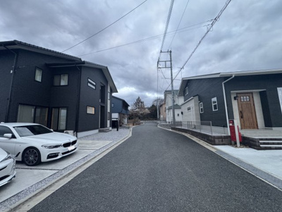 【前面道路含む現地写真】 | 秩父市大野原　中古住宅