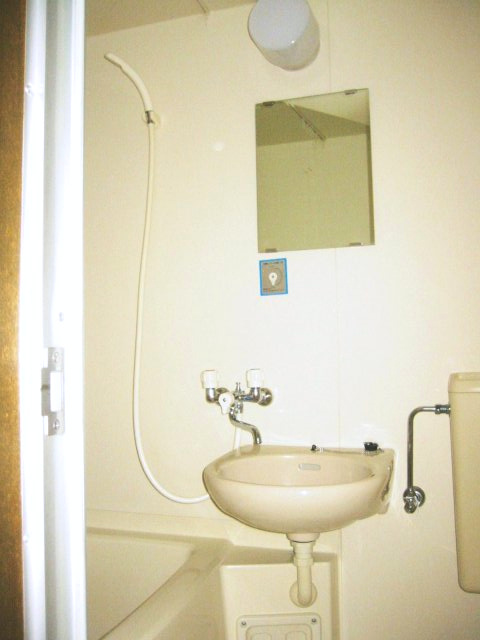 遠野市早瀬町３丁目のアパート