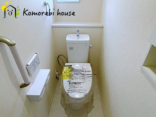 北本市中丸7丁目　新築一戸建て　ブルーミングガーデン　01のトイレ|26.6.22　撮影済み
