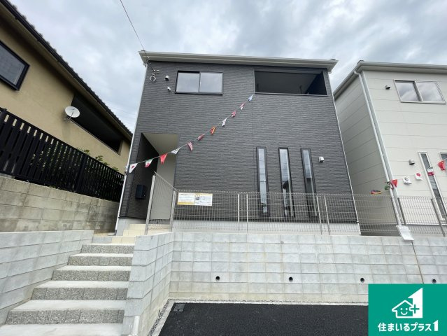 大津市稲葉台　第3期　新築一戸建ての外観|安心の10年保証！外観を美しく保ち、雨水で汚れを落とします！気になることがありましたら、お気軽にお問い合わせください！