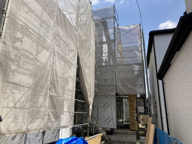 伊奈町寿４丁目　新築分譲住宅全２棟の外観|建築中