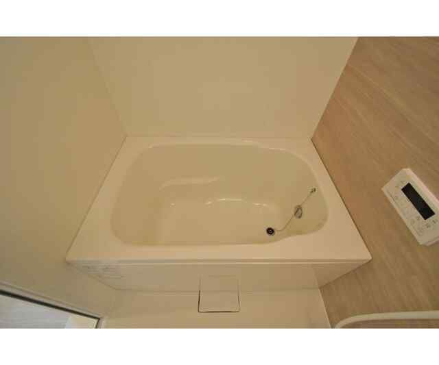 フォレストメゾン六義園の浴室