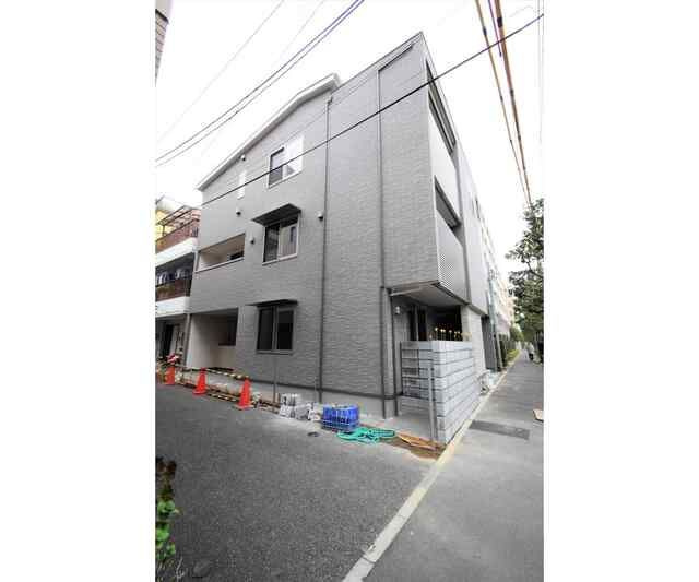 フォレストメゾン六義園の外観