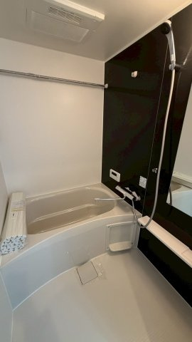 ELEGANTE宝塚の浴室
