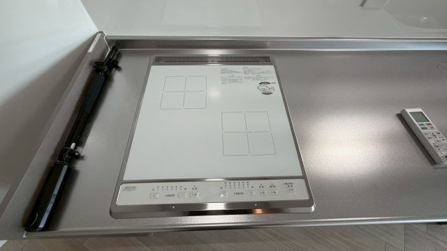 ELEGANTE宝塚の玄関