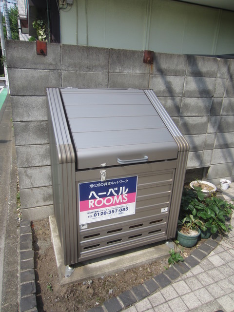 カーサ岩戸のその他共用部分|★専用ゴミストッカー★