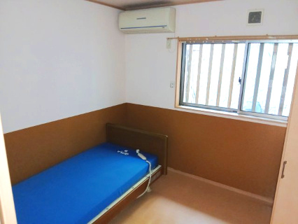 比企郡ときがわ町日影　売介護施設の洋室