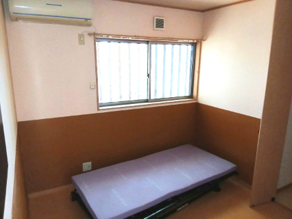 比企郡ときがわ町日影　売介護施設の洋室