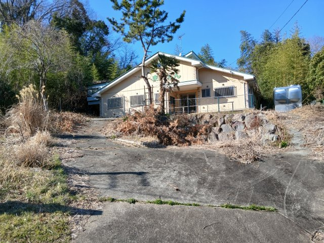 比企郡ときがわ町日影　売介護施設の外観