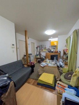 高知市一宮東町2丁目　中古一戸建ての居間・リビング|16.5帖の広々としたリビング