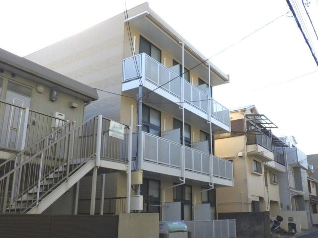 レオパレスデュオ六甲道