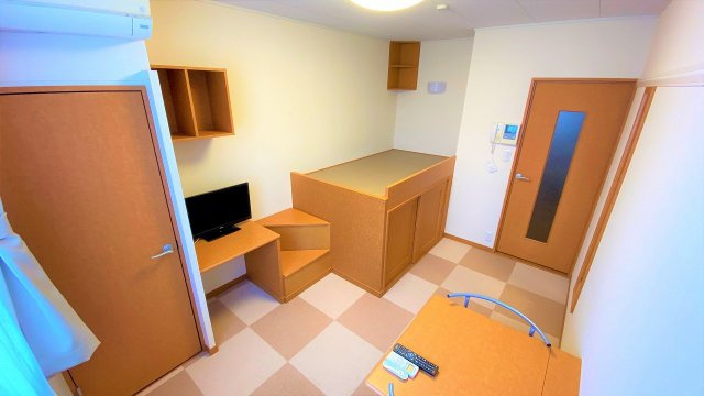 レオパレスサン六甲Ｂの居間・リビング|ゆったり過ごせる居間です