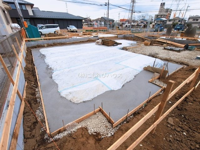 北本市中丸7丁目　新築一戸建て　ブルーミングガーデン　02