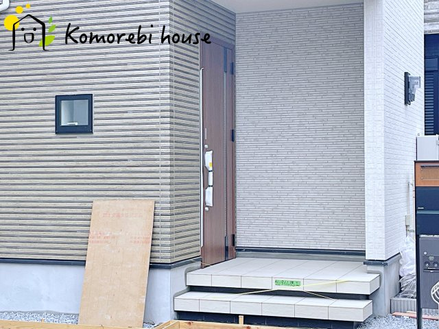 北本市中丸7丁目　新築一戸建て　ブルーミングガーデン　02の玄関|26.6.22　撮影済み