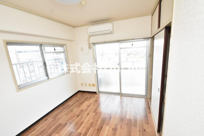 【洋室】 | シャンポール東大阪