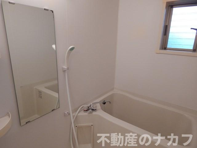 フィオリーレの浴室|※過去の室内写真のため現況と異なる場合があります