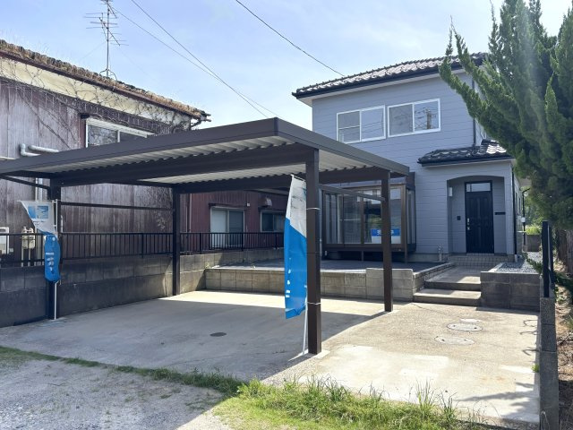 新潟市西区五十嵐一の町の外観