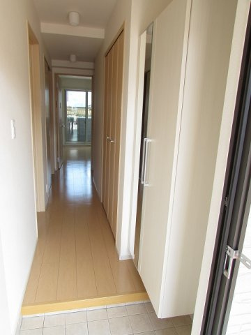 ソナチネ　Ａの玄関