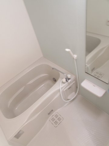 ソナチネ　Ａの浴室