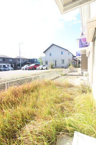 タウン三好ケ丘D棟の庭