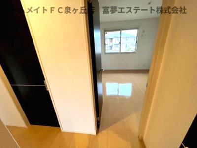 【洋室】 | アンジュール | ※イメージ　反転タイプのお部屋の写真