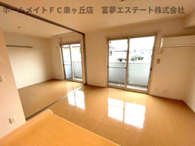 【居間・リビング】 | アンジュール | ※イメージ　反転タイプのお部屋の写真