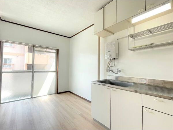 屋根星ハイツのキッチン