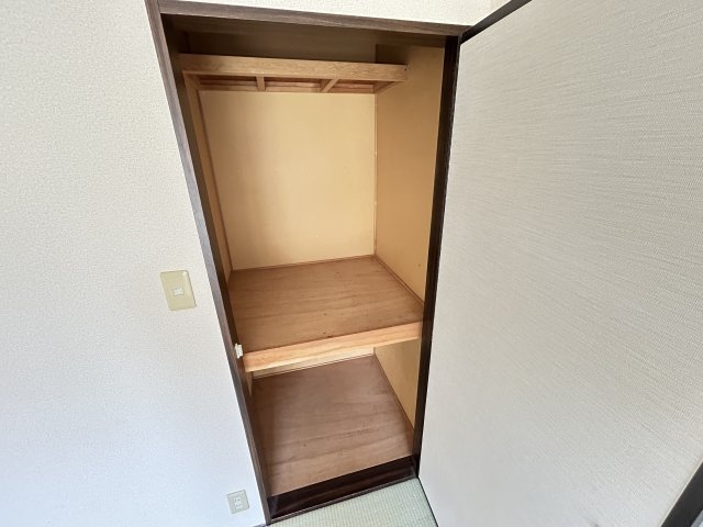 ファミールＢ