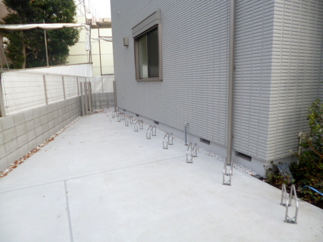 ＭＡＩＳＯＮ　ＤＥ　ＢＯＮＨＥＵＲの駐車場|★広々とした駐輪場★