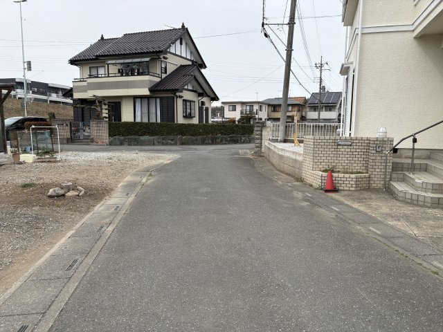 【前面道路含む現地写真】 | 本庄市児玉町児玉　中古戸建