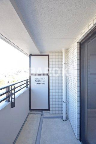 福岡市東区香椎駅前１丁目の賃貸マンションのバルコニー