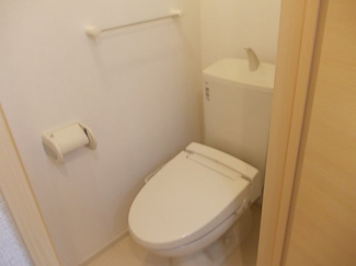 【トイレ】 | エスペランサ白国Ⅱ | 落ち着いた色調のトイレです