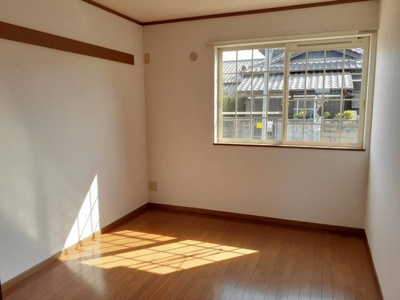 【内装】 | エピーメロンハウス | 明るい色調の室内です