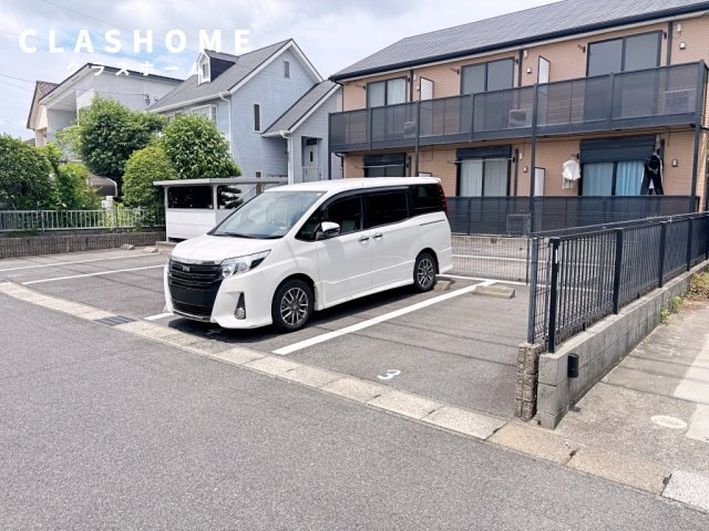 アンプルール リーブル 正　　刈谷市近郊の賃貸はクラスホーム刈谷店の駐車場